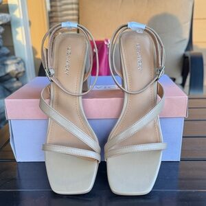 Women's Cream Leather Block Heel Sandals